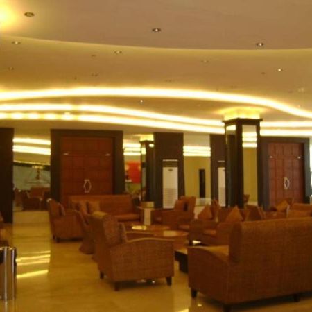 Pamulinawen Hotel Laoag Bagian luar foto