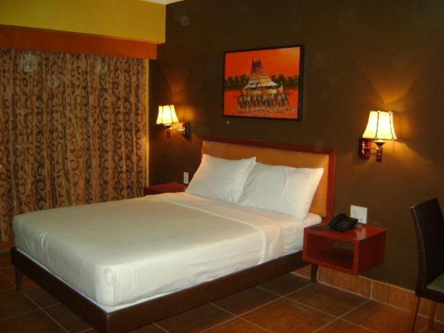 Pamulinawen Hotel Laoag Ruang foto