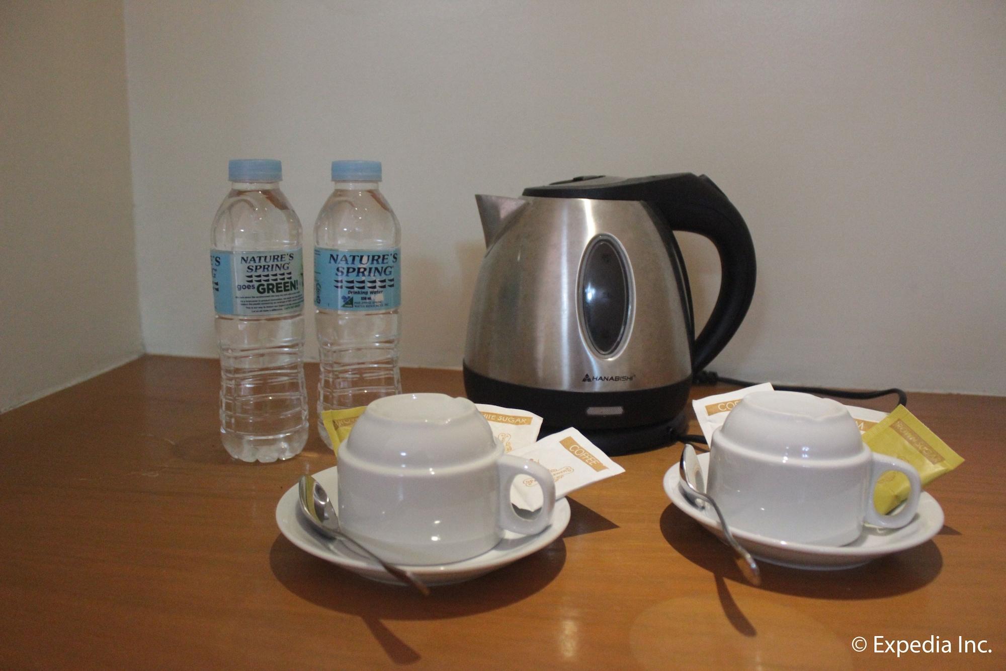 Pamulinawen Hotel Laoag Bagian luar foto